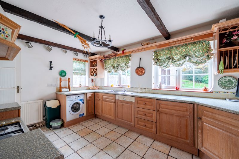 Kitchen- click for photo gallery